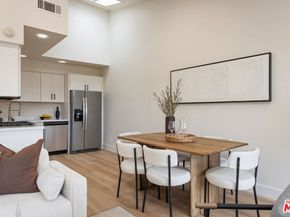 164 W 220th Street 10, Carson CA 90745