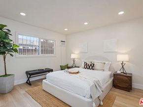 164 W 220th Street 10, Carson CA 90745