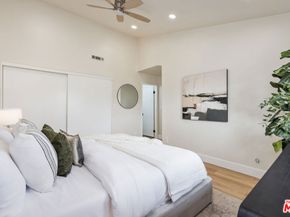 164 W 220th Street 10, Carson CA 90745