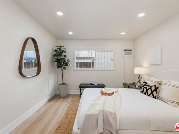 164 W 220th Street 10, Carson CA 90745