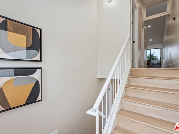 164 W 220th Street 10, Carson CA 90745