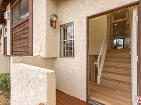 164 W 220th Street 10, Carson CA 90745