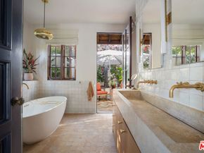 1925 Curson Place, Los Angeles CA 90046