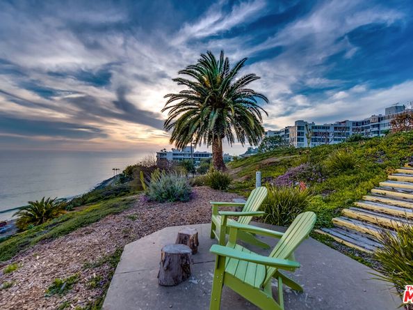 17352 W Sunset Boulevard 301, Pacific Palisades CA 90272