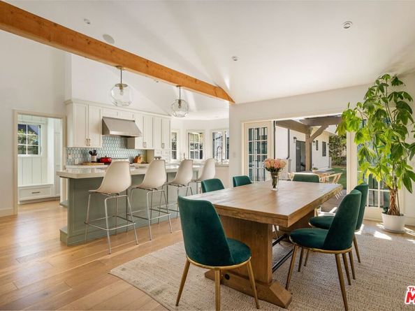 14664 Valley Vista Boulevard, Sherman Oaks CA 91403