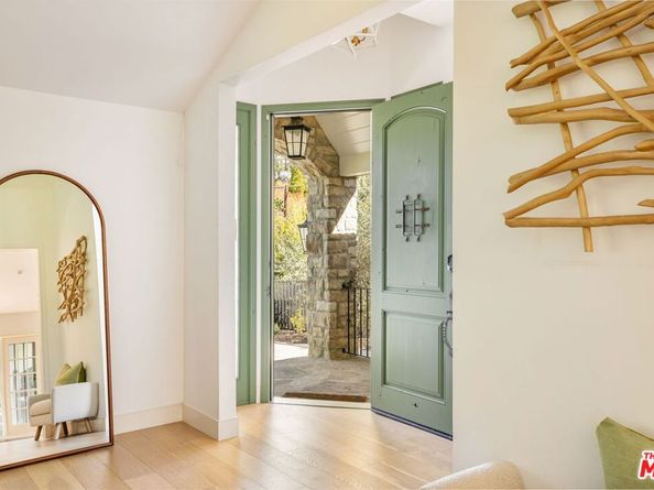 14664 Valley Vista Boulevard, Sherman Oaks CA 91403