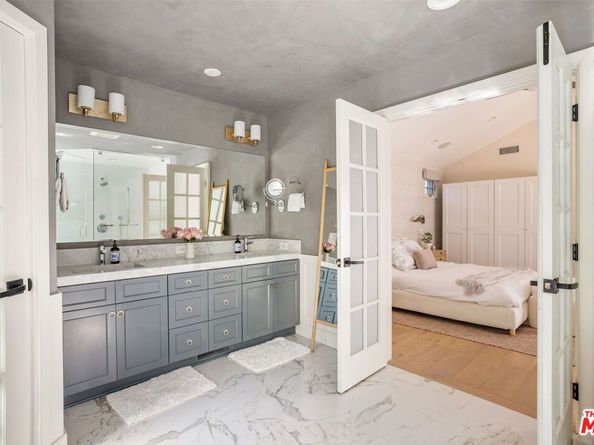 14664 Valley Vista Boulevard, Sherman Oaks CA 91403