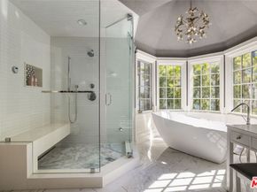 14664 Valley Vista Boulevard, Sherman Oaks CA 91403