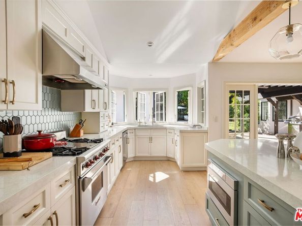 14664 Valley Vista Boulevard, Sherman Oaks CA 91403