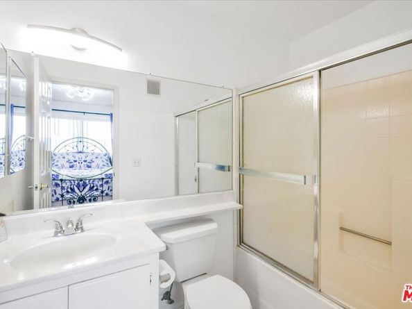 1335 Newport Avenue 107, Long Beach CA 90804