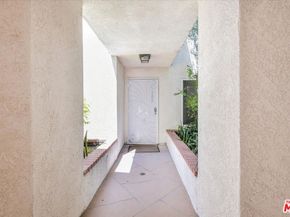 1335 Newport Avenue 107, Long Beach CA 90804