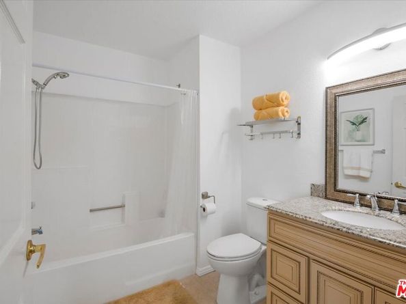 1335 Newport Avenue 107, Long Beach CA 90804