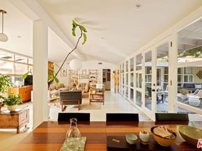 3376 Mandeville Canyon Road, Los Angeles CA 90049