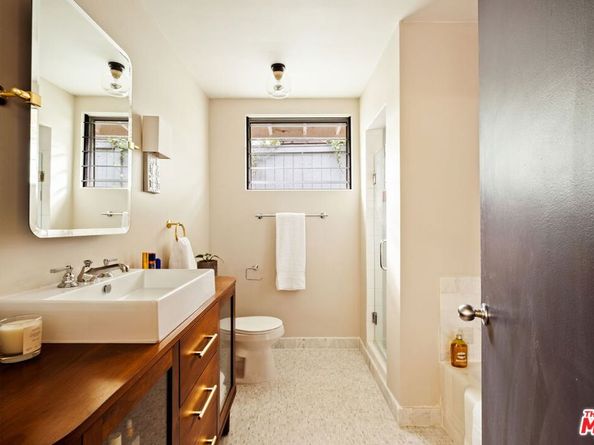 3376 Mandeville Canyon Road, Los Angeles CA 90049