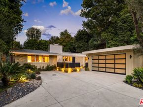 3376 Mandeville Canyon Road, Los Angeles CA 90049