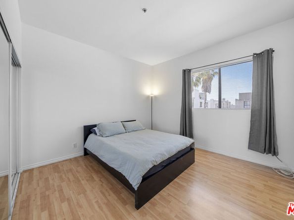 533 S St Andrews Place 420, Los Angeles CA 90020