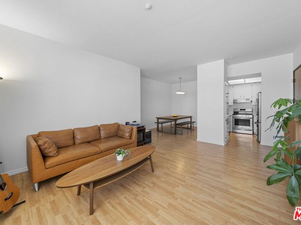 533 S St Andrews Place 420, Los Angeles CA 90020