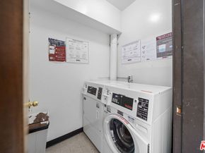 533 S St Andrews Place 420, Los Angeles CA 90020