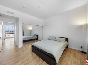 533 S St Andrews Place 420, Los Angeles CA 90020