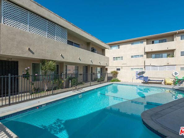 6221 Morse Avenue, North Hollywood CA 91606