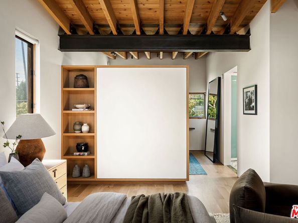 1104 NOWITA Place, Venice CA 90291