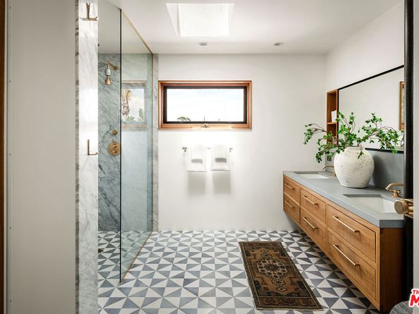 1104 NOWITA Place, Venice CA 90291