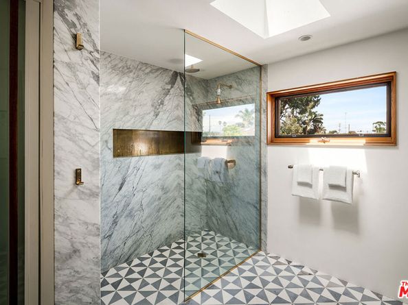 1104 NOWITA Place, Venice CA 90291