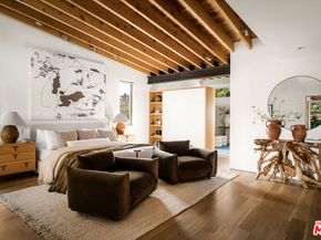 1104 NOWITA Place, Venice CA 90291