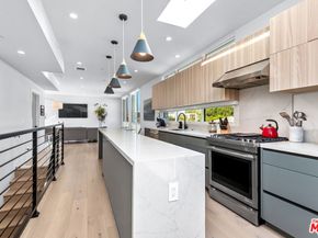 838 N Mccadden Place, Los Angeles CA 90038
