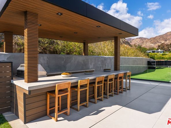 23917 Malibu Road, Malibu CA 90265