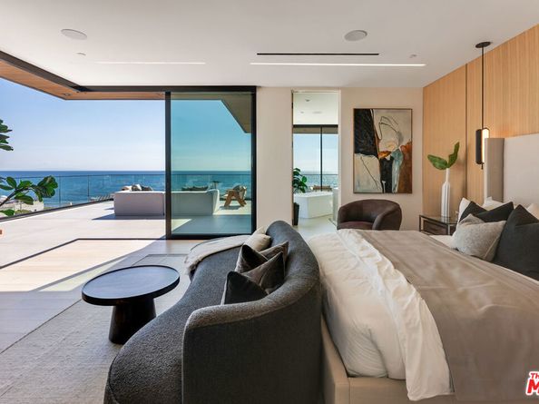 23917 Malibu Road, Malibu CA 90265