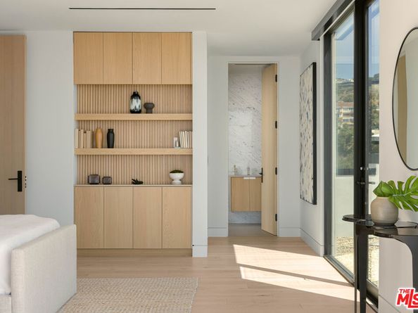 23917 Malibu Road, Malibu CA 90265