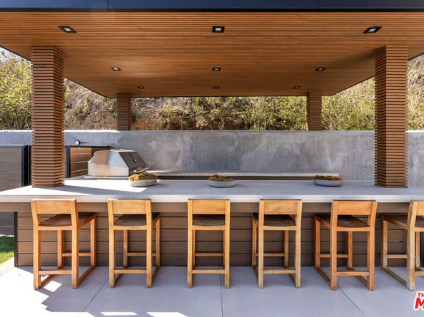 23917 Malibu Road, Malibu CA 90265
