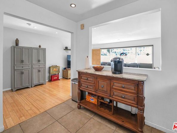 21 Alamitos Avenue 1, Long Beach CA 90802