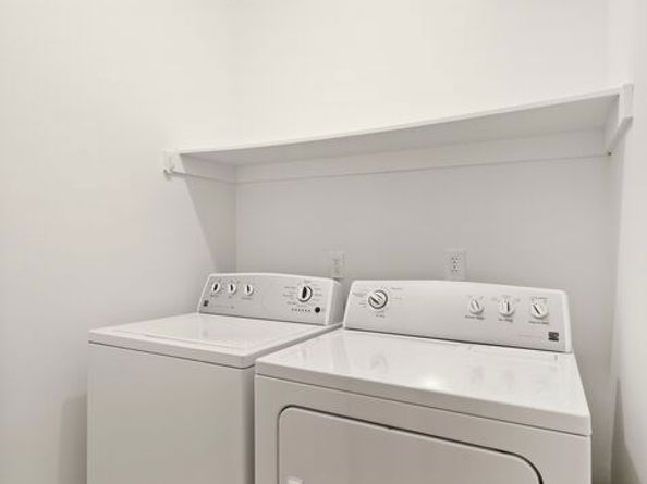 10627 Ashton Avenue 102, Los Angeles CA 90024