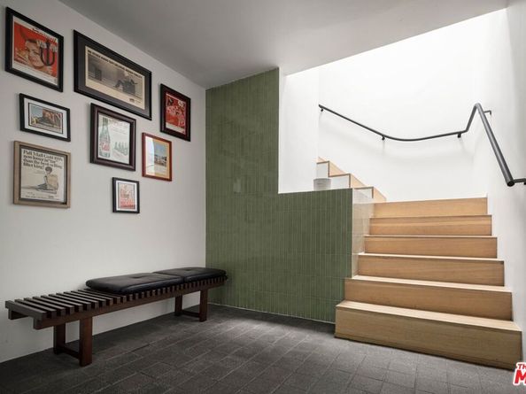 9271 Flicker Way, Los Angeles CA 90069
