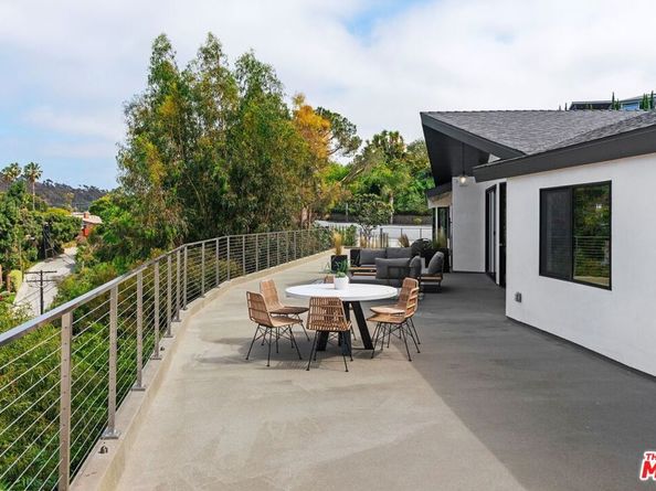 6003 Wrightcrest Drive, Culver City CA 90232