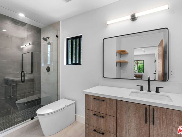 6003 Wrightcrest Drive, Culver City CA 90232