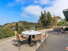 6003 Wrightcrest Drive, Culver City CA 90232