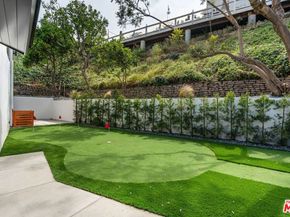 6003 Wrightcrest Drive, Culver City CA 90232