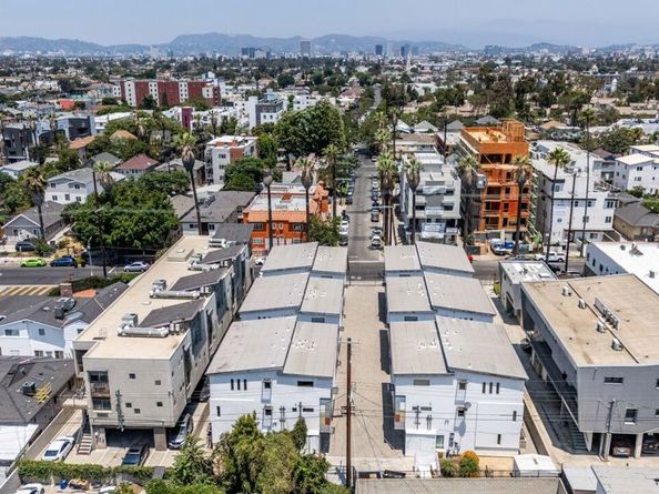 1168 W 36th Street, Los Angeles CA 90007