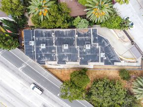 6820 Whitley Terrace, Los Angeles CA 90068
