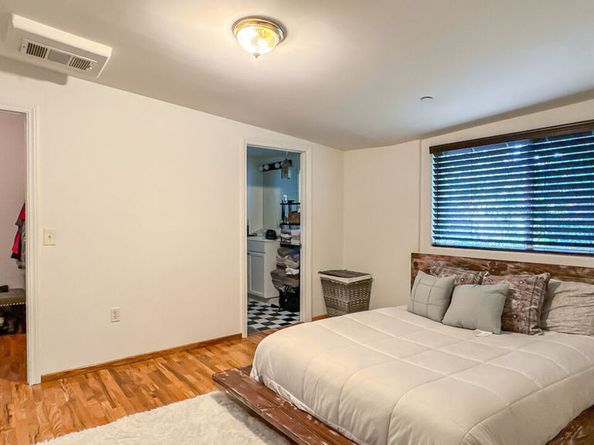 6820 Whitley Terrace, Los Angeles CA 90068