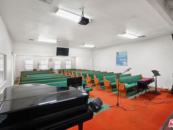 317 W Palmer Avenue, Glendale CA 91204