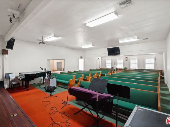 317 W Palmer Avenue, Glendale CA 91204