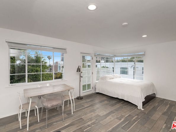 1211 Hilldale Avenue, West Hollywood CA 90069