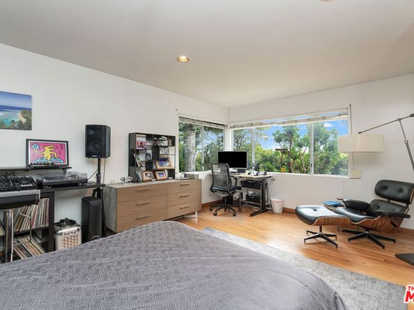 1211 Hilldale Avenue, West Hollywood CA 90069