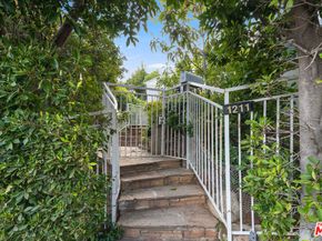 1211 Hilldale Avenue, West Hollywood CA 90069