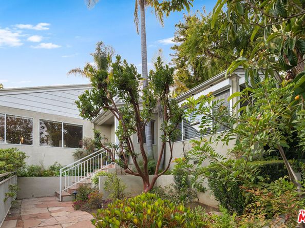 1211 Hilldale Avenue, West Hollywood CA 90069