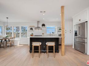 4949 Onaknoll Avenue, Los Angeles CA 90043